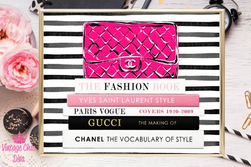 Chanel, Louis Vuitton, and Gucci lips  Chanel art, Pop art lips, Chanel  wall art